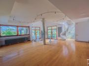 Case e ville in vendita di 638 m² in Via E. Lelli