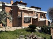Case e ville in vendita di 638 m² in Via San Paterniano, 47