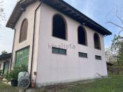 Case e ville in vendita di 641 m² in Via Montanara