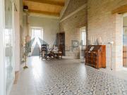 Case e ville in vendita di 642 m² in Via Rubicone