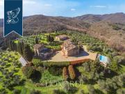 Case e ville in vendita di 650 m²