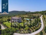 Case e ville in vendita di 650 m²