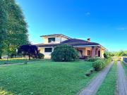 Case e ville in vendita di 650 m² in Via Ruata, 42