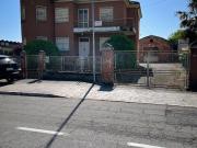 Case e ville in vendita di 650 m² in Via Vittorio Veneto, 36