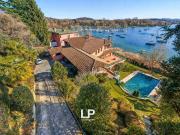 Case e ville in vendita di 654 m² in Via Roma, 10