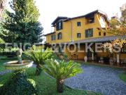 Case e ville in vendita di 657 m² in Via Prenestina...