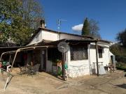 Case e ville in vendita di 70 m² in Via Quadrelle, 83