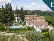 Case e ville in vendita di 660 m²