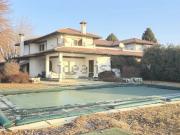 Case e ville in vendita di 661 m² in Via Follone, 9