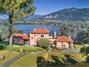 Case e ville in vendita di 690 m²