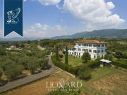 Case e ville in vendita di 700 m²