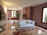 Case e ville in vendita di 700 m² in Via dei Colli