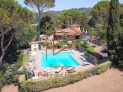 Case e ville in vendita di 700 m² in Via della Croce