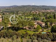 Case e ville in vendita di 700 m² in Via Vicchio e...