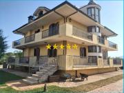 Case e ville in vendita di 703 m² in Via Oriolo Calabro