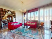 Case e ville in vendita di 705 m² in Via Comandini, 7