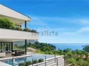 Case e ville in vendita di 720 m² in Via Europa