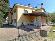 Case e ville in vendita di 720 m² in Via Formellese