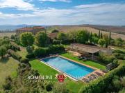 Case e ville in vendita di 723 m²
