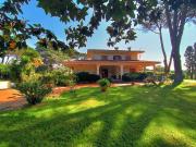 Case e ville in vendita di 740 m² in Via Clara Francia...