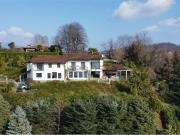 Case e ville in vendita di 748 m²