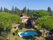 Case e ville in vendita di 750 m²