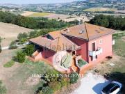 Case e ville in vendita di 750 m²