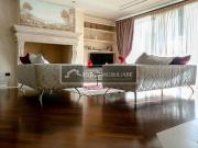 Case e ville in vendita di 750 m²