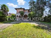 Case e ville in vendita di 750 m² in Via A. Agnelli, 12