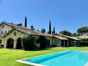 Case e ville in vendita di 750 m² in Via Antonio Conti, 67