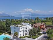 Case e ville in vendita di 750 m² in Via Vo&apos