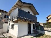 Case e ville in vendita di 75 m² in Via Dossi Donato, 21