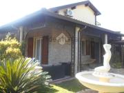 Case e ville in vendita di 75 m² in Via Moorea, 2