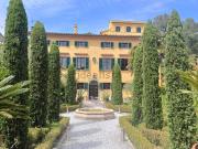 Case e ville in vendita di 760 m²