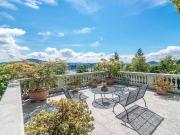 Case e ville in vendita di 765 m² in Via Saini