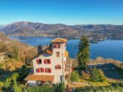 Case e ville in vendita di 765 m² in Via Santuario, 23