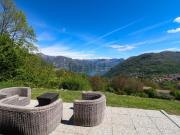 Case e ville in vendita di 76 m² in Via R. Lurago, 50