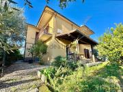 Case e ville in vendita di 770 m² in Via di Fontana...