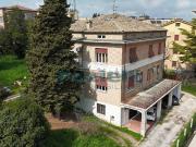 Case e ville in vendita di 773 m² in Via dell Annunziata, 4