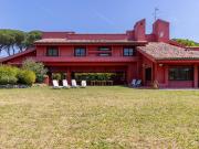 Case e ville in vendita di 790 m² in Via Alfredo D&apos...