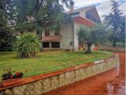 Case e ville in vendita di 800 m² in Contrada San Giovanni