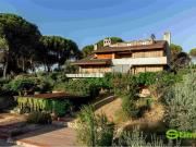 Case e ville in vendita di 800 m² in Strada del Brozzo, 46