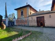 Case e ville in vendita di 800 m² in Via di San Quirichino