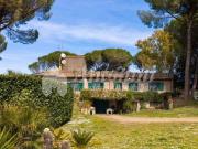 Case e ville in vendita di 800 m² in Via Salaria km 18,500