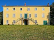 Case e ville in vendita di 820 m² in Via di Nozzano, 425