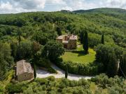 Case e ville in vendita di 833 m²