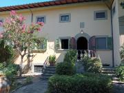 Case e ville in vendita di 850 m² in Via Villa Zingale