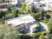 Case e ville in vendita di 853 m²