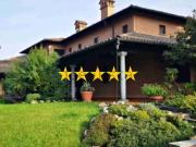 Case e ville in vendita di 857 m² in Via Italia