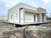 Case e ville in vendita di 85 m²